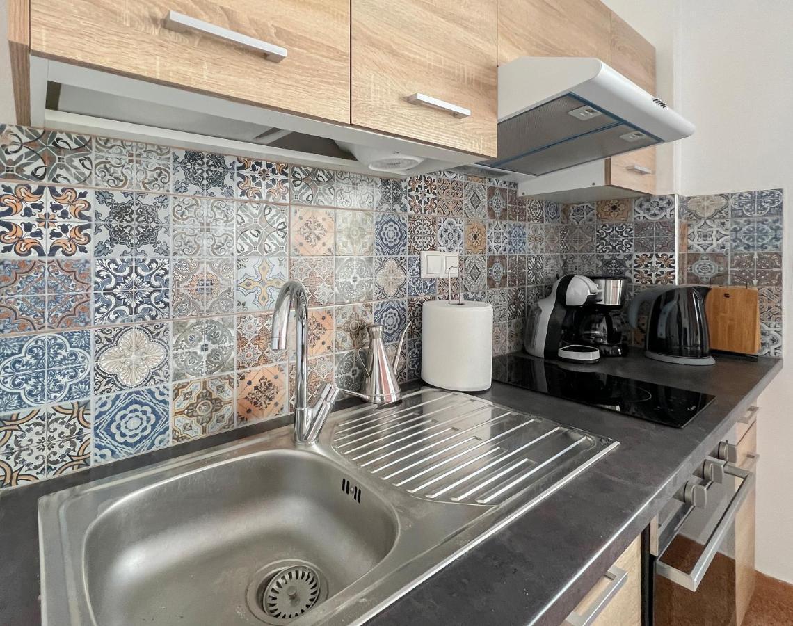 Soho Artsy 55Sqm Apt With Acropolis View Apartment เอเธนส์ ภายนอก รูปภาพ